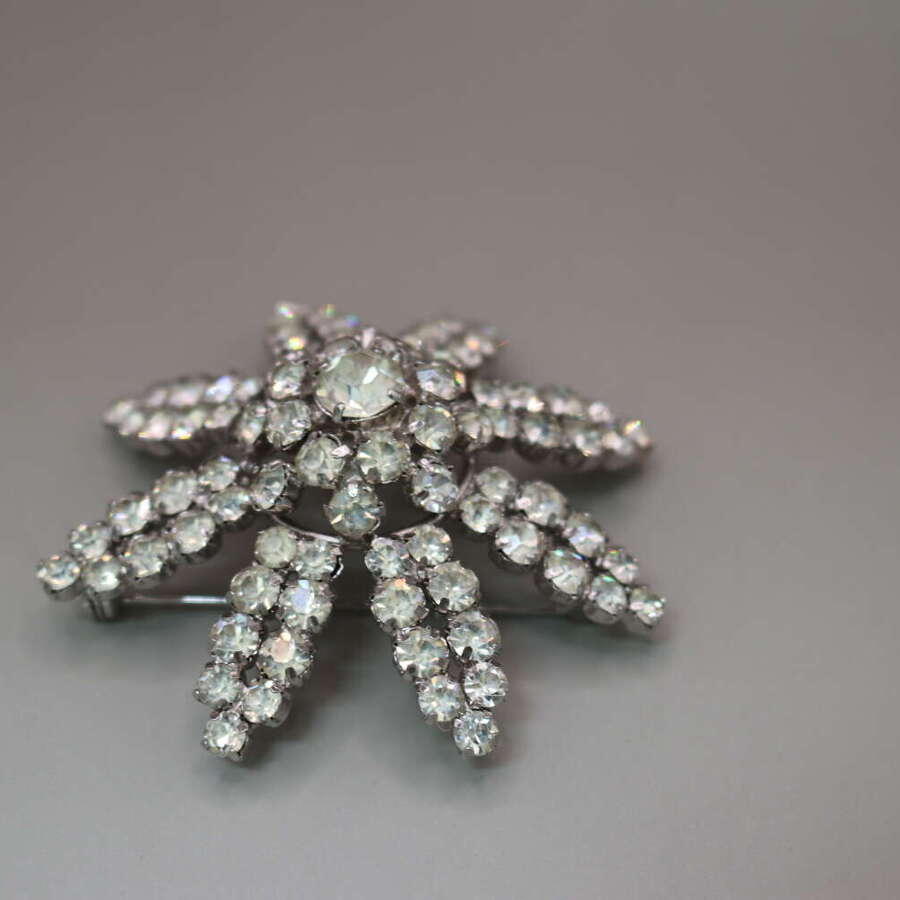 Vintage 1950s Clear Rhinestone Diamante Starburst Spray Brooch