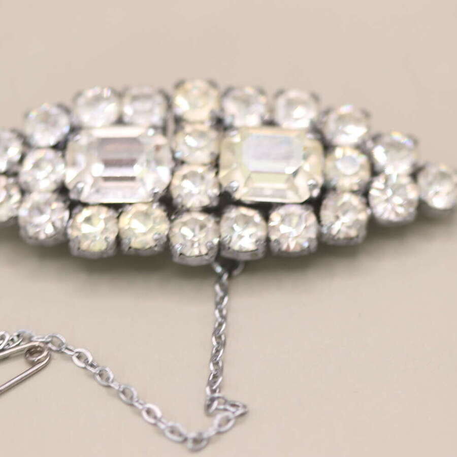Vintage 1950s Diamant&eacute; Rhinestone Brooch Art Deco Style Safety Chain